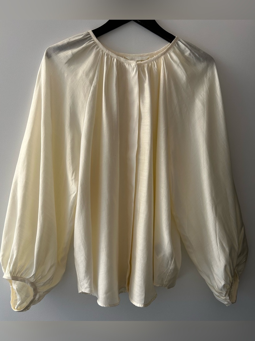 NWOT- H&M Buttercream Button-Up Blouse